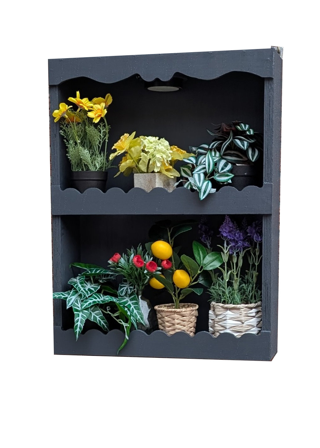 Houten plank met meetlint als symbool voor maatwerk